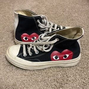 Converse Heart eye shoes!